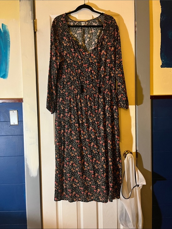 Old Navy Dresses & Skirts - Old Navy Black Midi Dress with Pink Floral Print